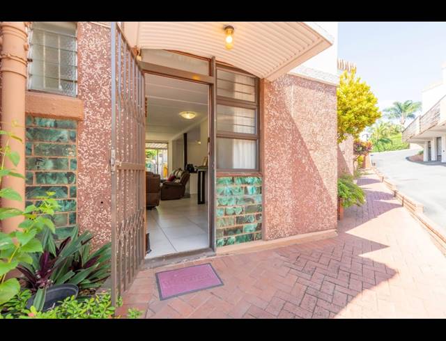 3 BEDROOM TOWNHOUSE TO LET IN UMGENI PARK